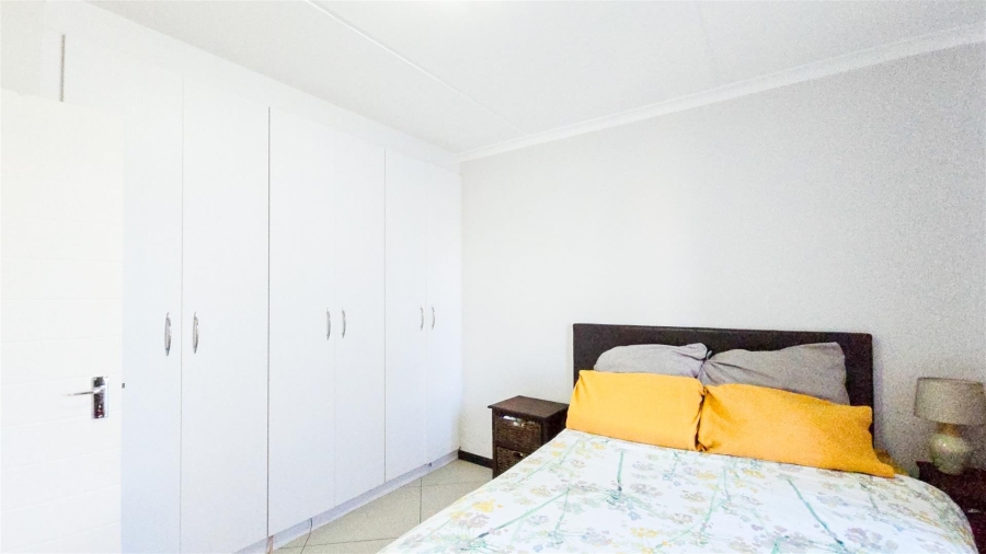 2 Bedroom Property for Sale in Buh Rein Estate Western Cape